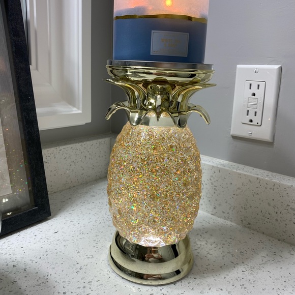 Bath and body works candle holder